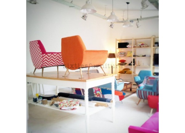 Sillón Gondola Retro - Amplios Colores